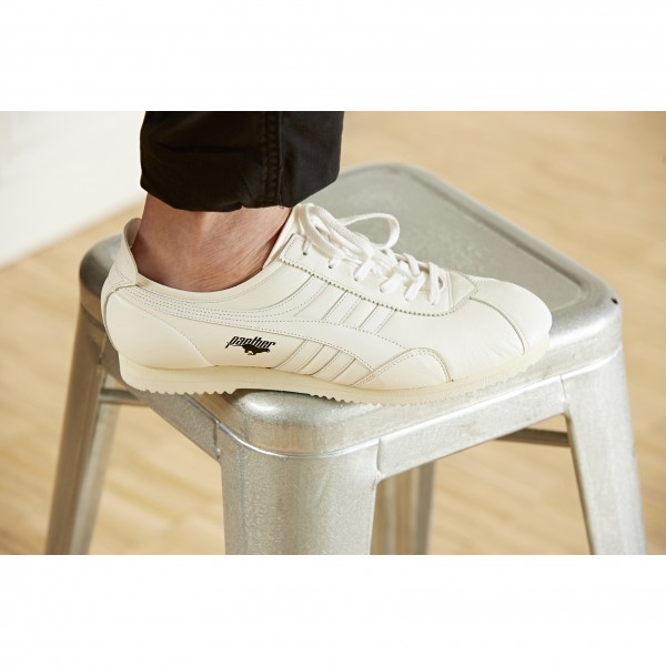 sneaker limitée Panther GT-AT LE WHITE